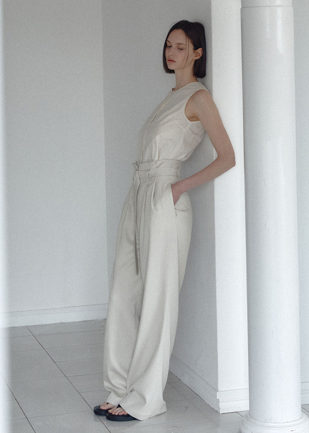TWO-WAY BELTED JUMPSUIT_BEIGE