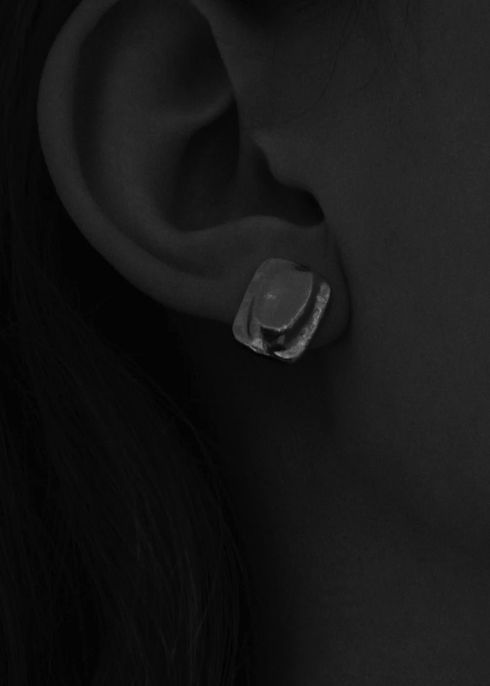 STONE STUDS_SILVER