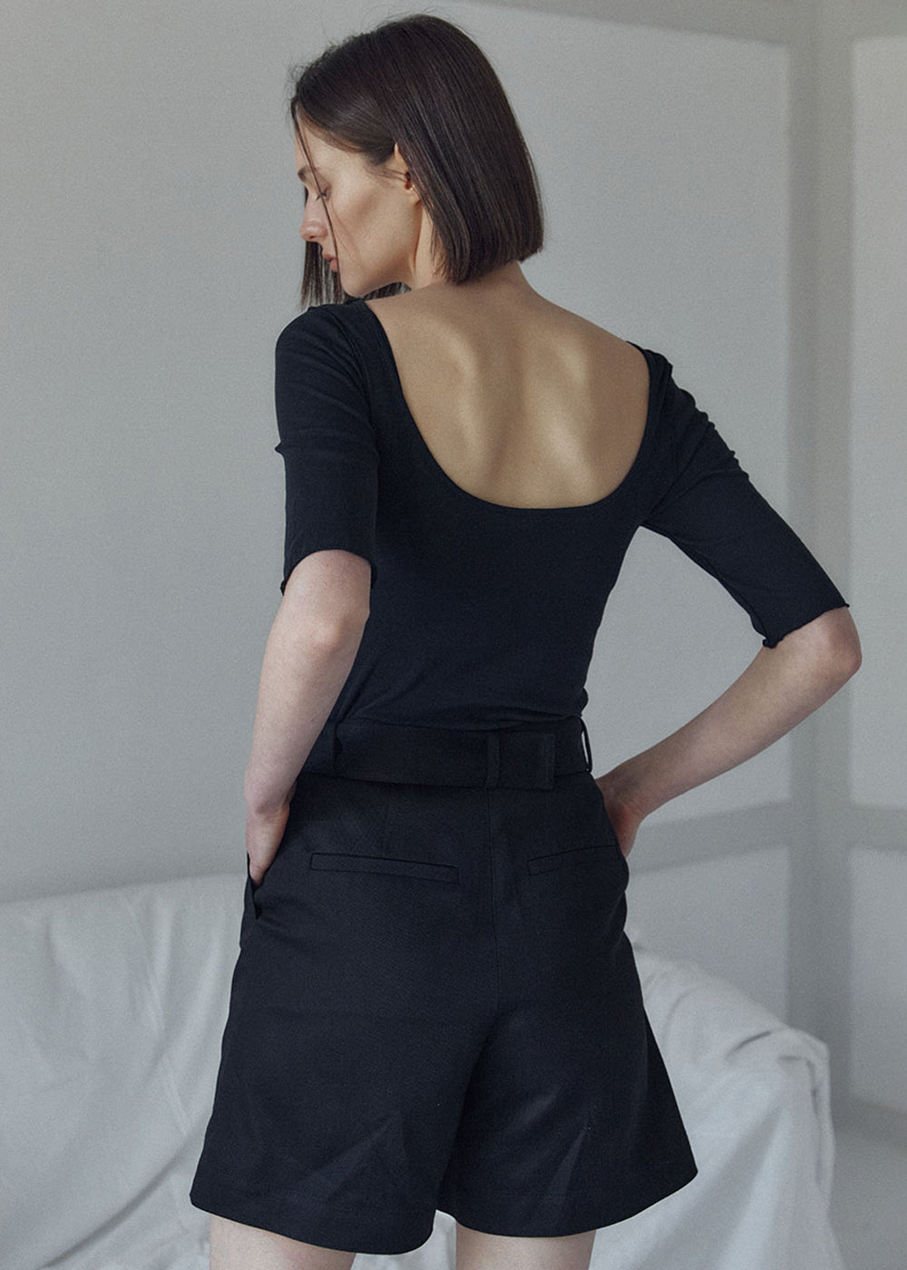 SOFT-COTTON BELTED HALF PANTS_BLACK